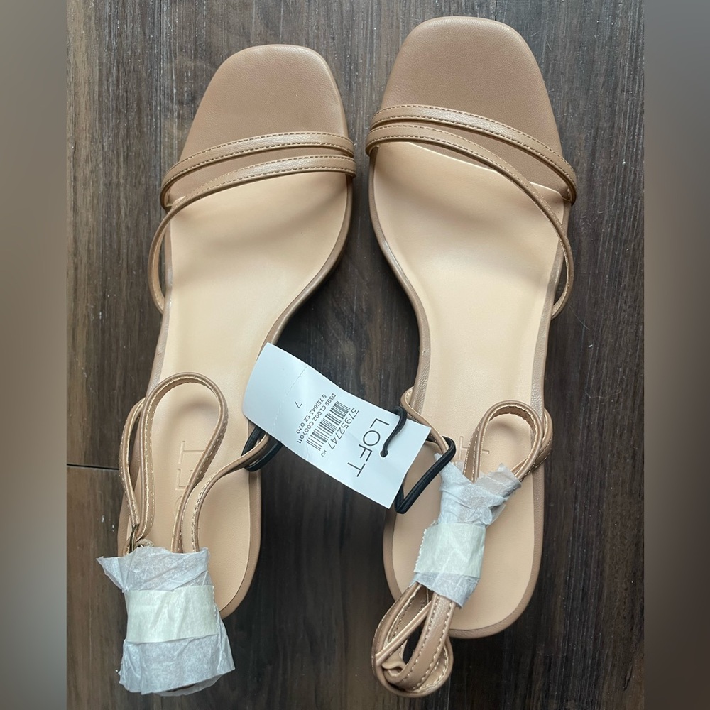 LOFT Tan Ankle Strap Wedges - Picture 3 of 9